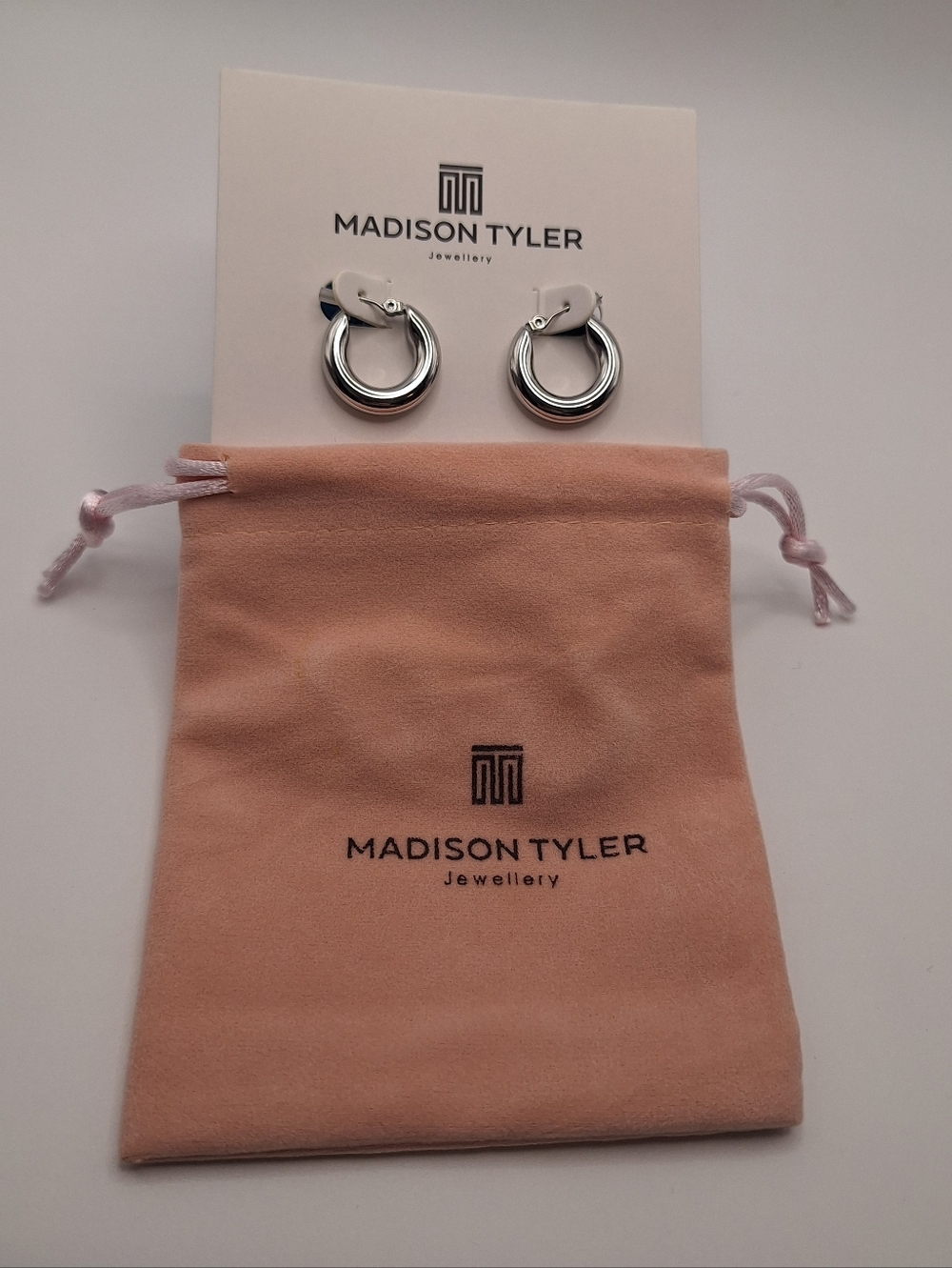 Madison Tyler Silver Huggie Hoop Earrings Minimalist Chunky Hoops NWT Pouch